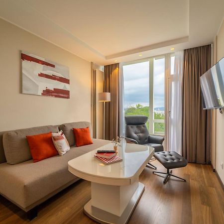 Pakat Residences Виена Екстериор снимка