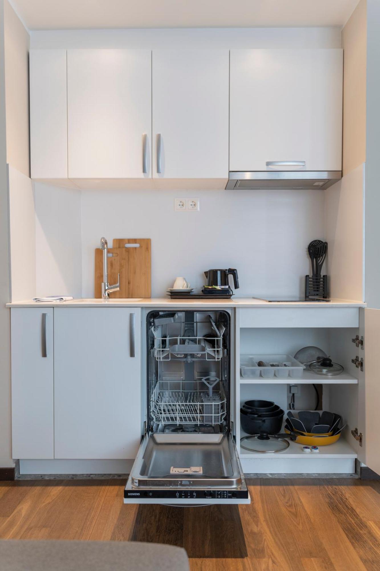 Pakat Residences Виена Екстериор снимка