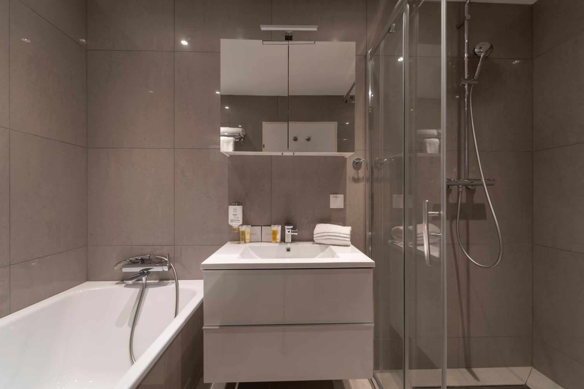 Pakat Residences Виена Екстериор снимка